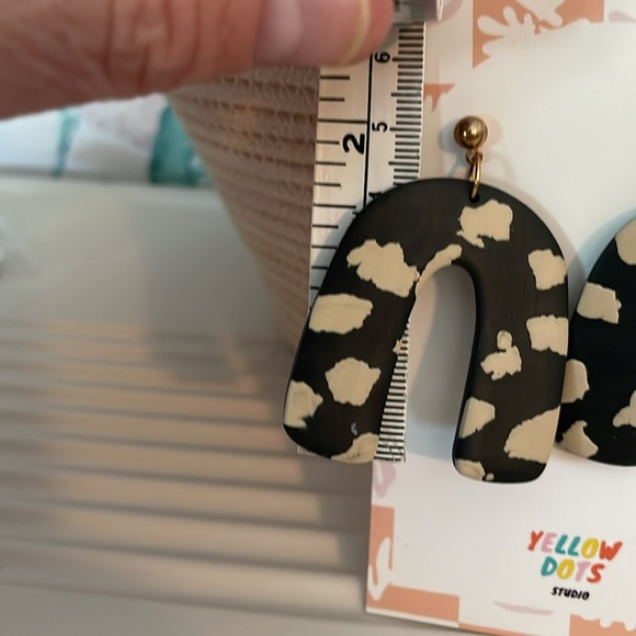 Terrazzo Arch Earrings - Picture 3 of 5